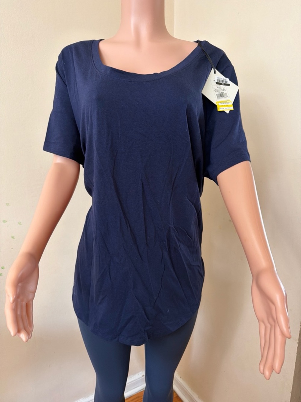 Ava & Viv Navy Scoop Neck Short Sleeve Tee